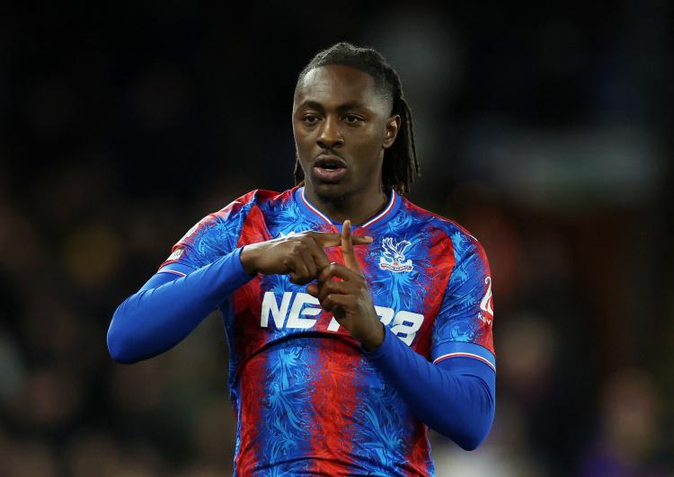 宫首发, 排斥加盟枪