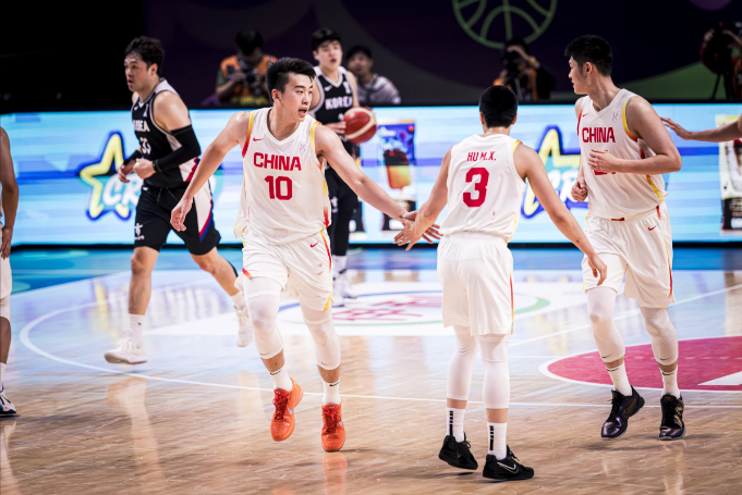 还是大腿抽, 很感谢郭导, 在第四节不