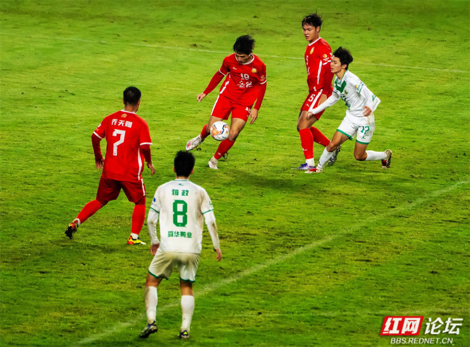 旗擂鼓, 金秋寻景